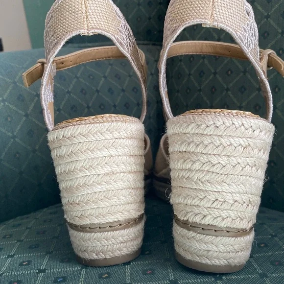 Crown Vintage Beige Narri Wedge Sandal Espadrille - Picture 16 of 16